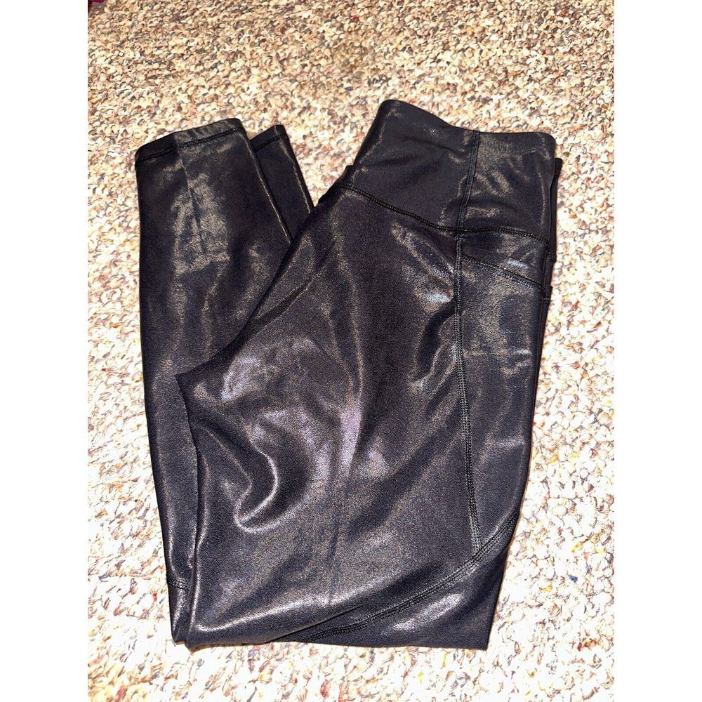 Old Navy Shiny Pleather Pants Large‎